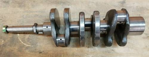 CH15607 - John Deere CRANKSHAFT, Used