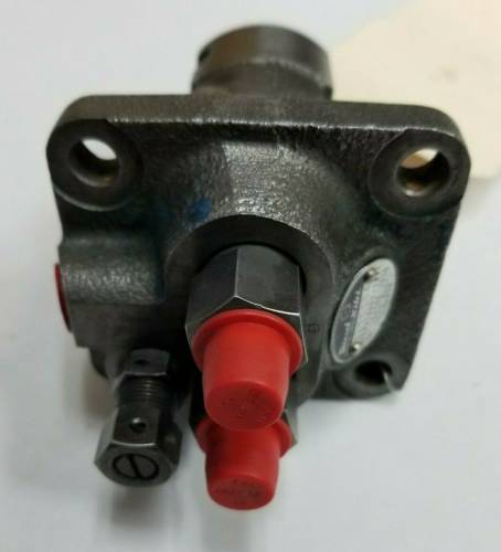 Farmland Tractor - SBA131016441 - Ford New Holland INJECTION PUMP, Used - Image 3