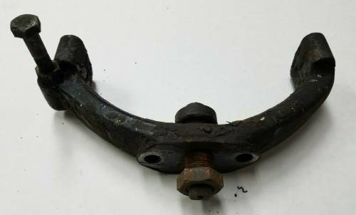 4WD Front Axle & Steering - Axle Assembly - Farmland - 72098754 - Allis Chalmers FRONT AXLE SUPPORT, Used