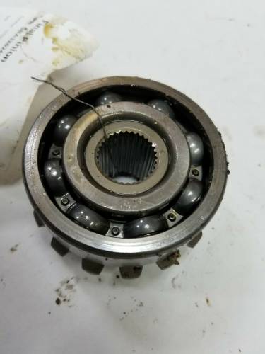 Farmland Tractor - SBA326240400 - New Holland BEVEL PINION GEAR, Used - Image 2