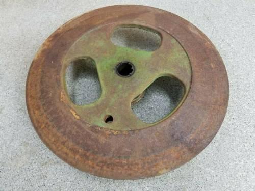 Combines - H132298 - John Deere COMBINE DRIVE PULLEY, Used - Image 2