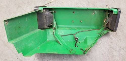 Farmland Tractor - 755 RH - John Deere RH FENDER, Used - Image 3