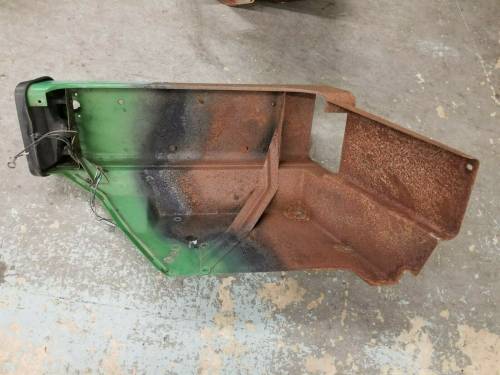 755 LH2 - John Deere LH FENDER, Used