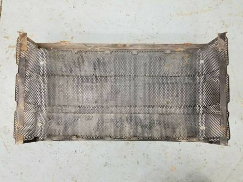 Farmland Tractor - SBA350300360 - Ford New Holland GRILLE, Used - Image 1