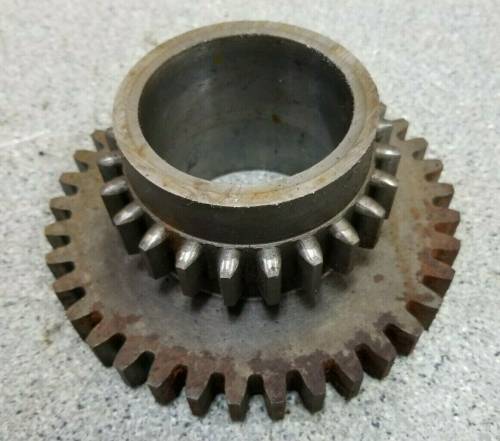 Farmland Tractor - M1752T - John Deere TRANSMISSION GEAR, Used - Image 2