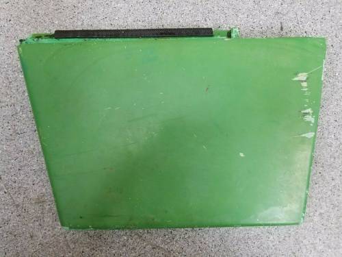 AL56303, John Deere, R.H. Cowl, Used