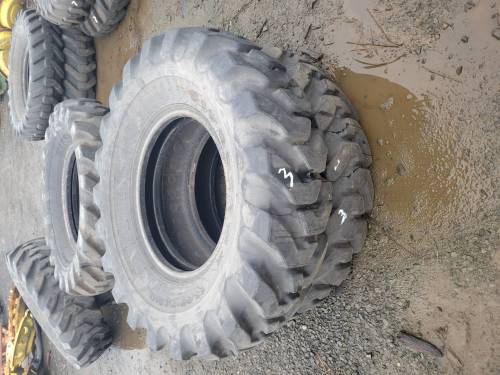 13.00-24 Road Grader Tire - Image 3