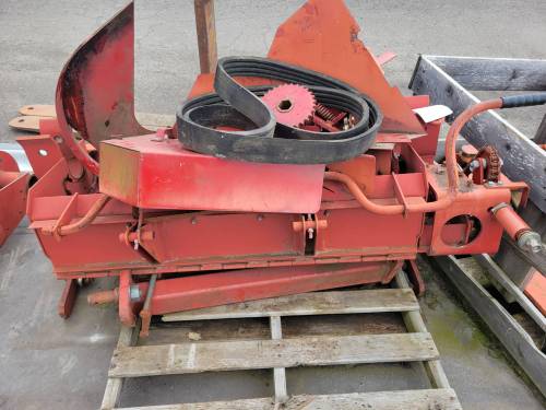 CASE IH 2388 ROCK TRAP 386208A1 1319832C2 - Image 3