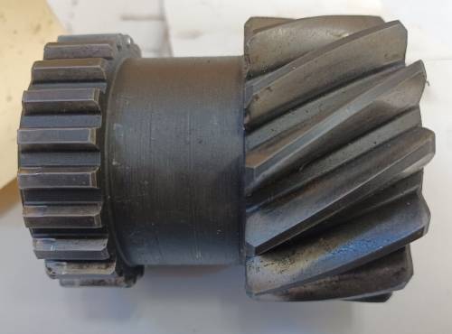 R44641, John Deere, Pinion, Used