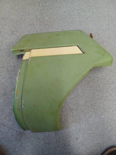 AL31043, John Deere, R.H. Cowl, Used
