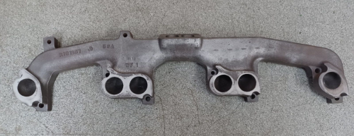 R131187, John Deere, Exhaust Manifold, Used