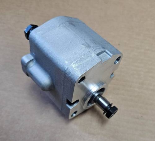 368633R92 Hydraulic Pump