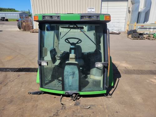 8100 8200 8300 8400 John Deere Cab 