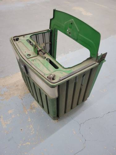 AM876799 Grille Frame
