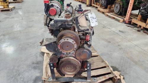 Used Engines - MF8250 - Valmet 7.4L - Image 3