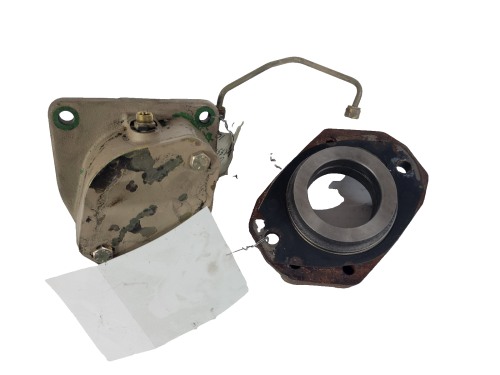 R116019 R114310 R112200 JOHN DEERE AUXILIARY DRIVE HOUSING AND 9/13 TOOTH GEAR
