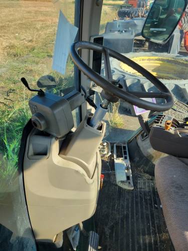 Used Cabs - JD 8270R Cab - Image 4