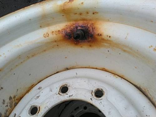 Used Tires/Wheels - 86525438 86525439 Wheel Set - Image 2